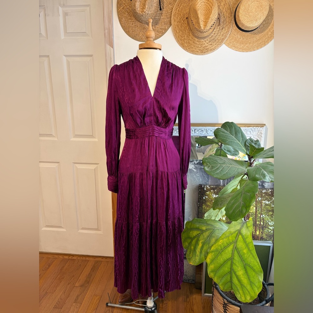 Diane Von Furstenberg Gil Tiered Satin-Jacquard Midi Dress purple Dress Sz 8 - Picture 5 of 12